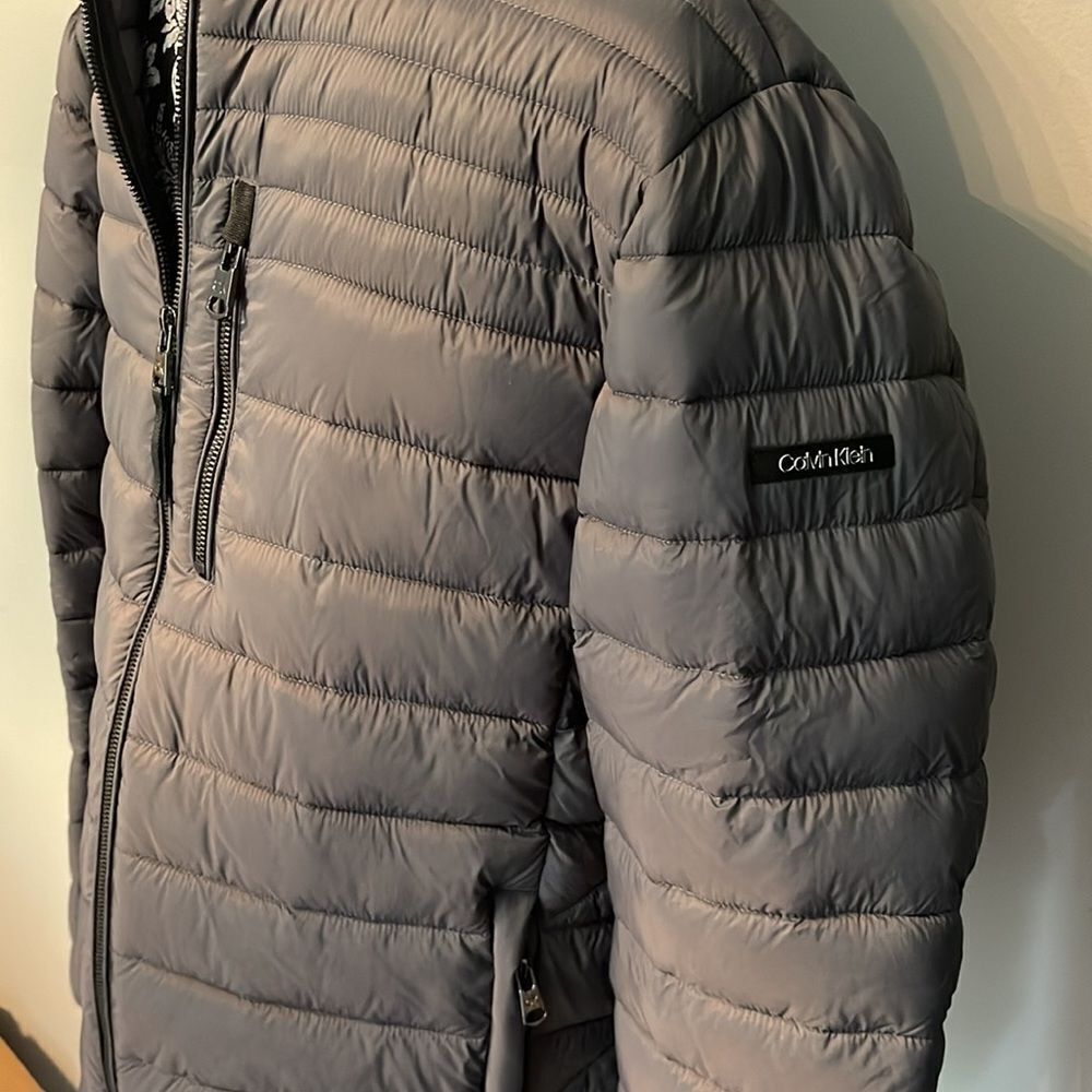 Calvin Klein Packable Water Resistant Jacket NEW - Picture 4 of 7